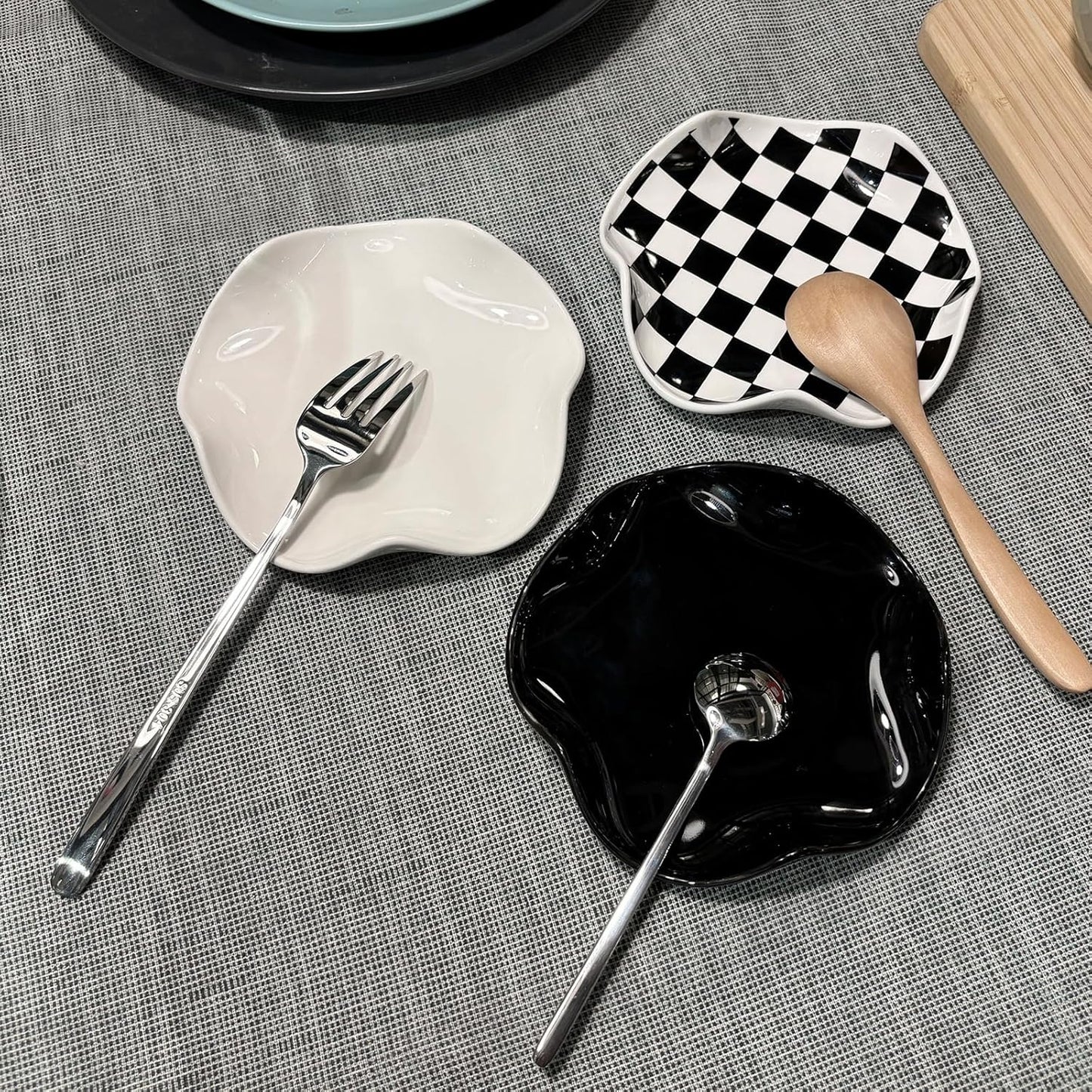 Ceramic Flower Spoon Rest - 5.3 in - product view 4